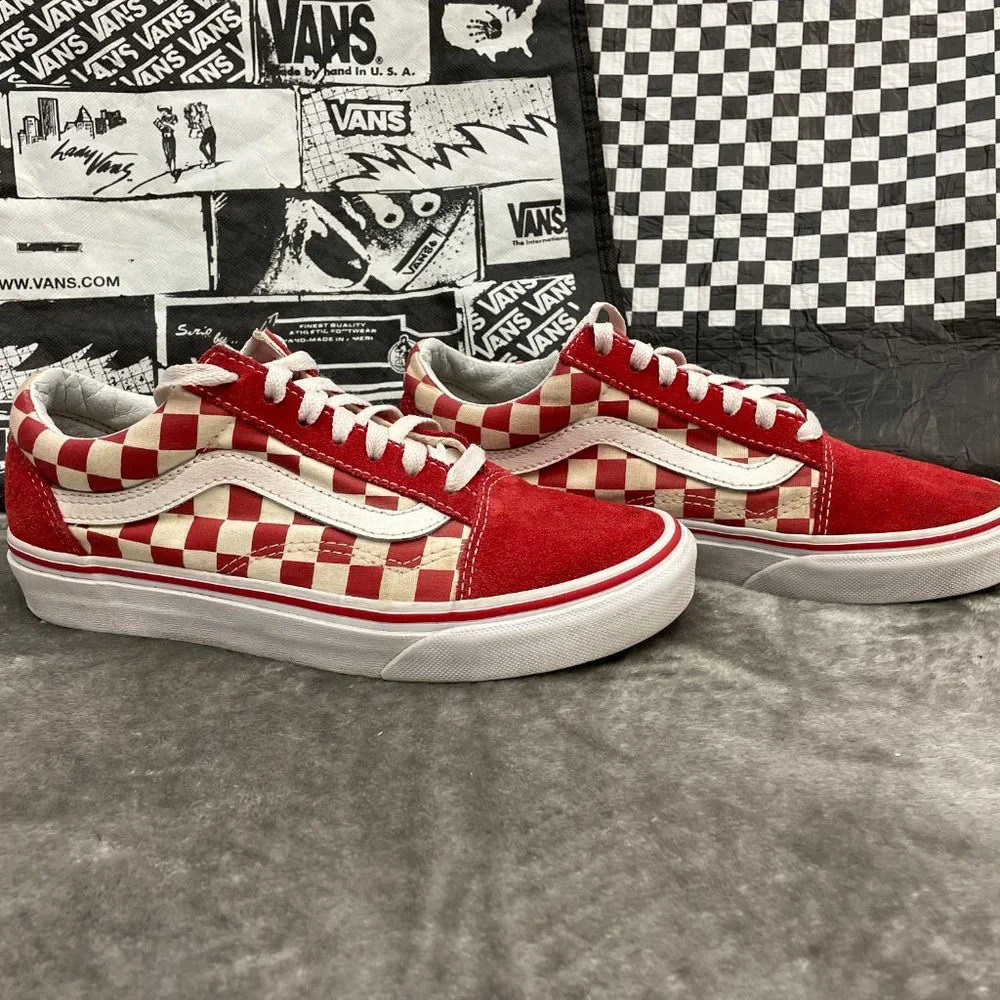 🛹VANS🛹 HP! RED CHECKERBOARD AND SUEDE SNEAKERS - Picture 2 of 7